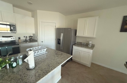 St. Cloud House | Experience Orlando Magic at Tana: Your Lakeview Oasis minutes from Disney!