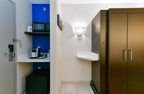 Tamalpais-Homestead Valley House | Experience our newly renovated rooms located in beautiful Marin county!