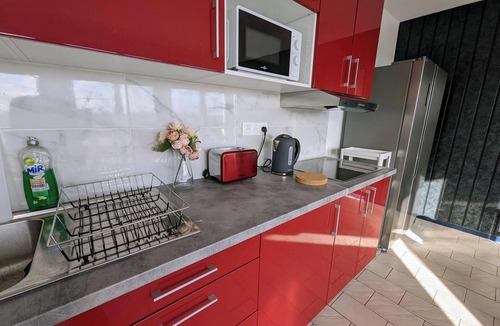 Choisy-le-Roi Apartment | Experience Parisian Living with Breathtaking Seine Views! 🌟4-8 People Family