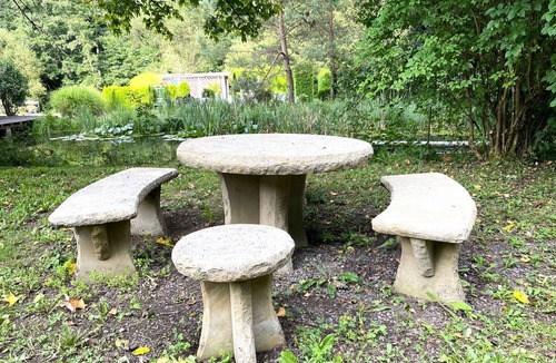 Lollbach Apartment | Experience pure nature in our idyllic double room right on the edge of the forest!