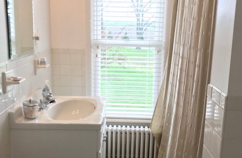 Sandusky House | Experience rural charm near Kalahari Waterpark 14 min