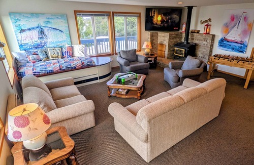 Florence House | Experience Spacious Coastal Living at Seascape - Stunning Views of Heceta Beach