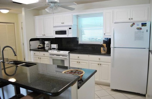Islamorada House | Experience the beauty of Islamorada in this 2BR upper-level with stunning water views.
