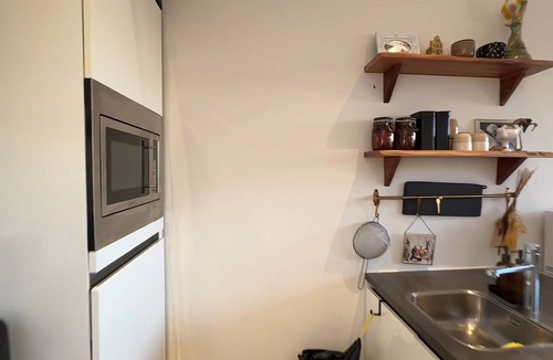 Helmersbuurt Apartment | Experience the Best of Amsterdam