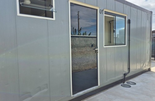 Areias Pequenas Apartment | Experience the Container Way on your way to the beaches!