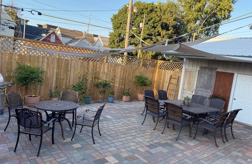West Central Apartment | Experience the Heart of Downtown Fort Wayne feel right at home 3-bdrm with patio