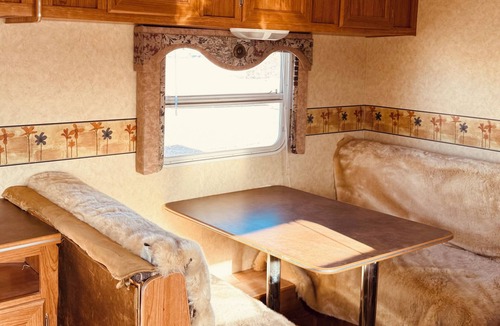 Imperial County House | Experience the Magic of Glamis in Your Cozy Desert Getaway ✨