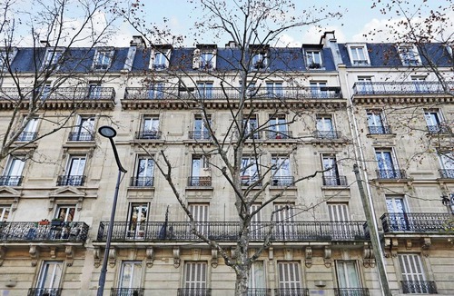 Ternes Apartment | Experience the Parisian Lifestyle: 2BR near Porte Maillot