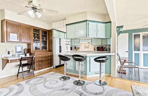 El Granada House | Experience the perfection of Half Moon Bay Oasis By Pillar Point Beach!