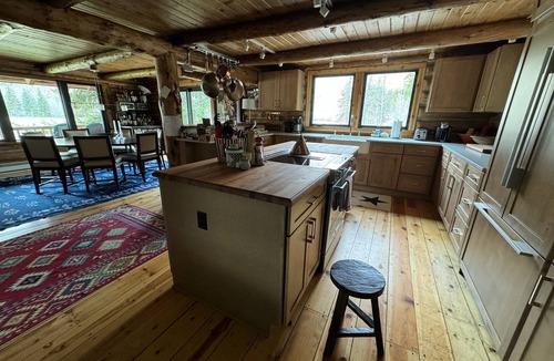 Board Ranch Cabin | Experience the tranquility and magic of Sun Valley at this Board Ranch log cabin