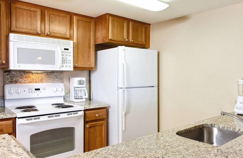 Waikiki Resort | Experience the Ultimate Family Fun at Wyndham Waikiki Beach Walk- 2 Bd. Dlx. LL
