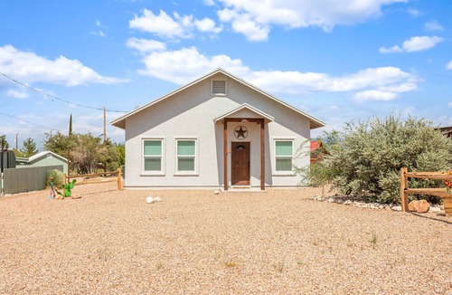Tombstone House | Experience the Wild West in Style: Unforgettable Getaway in Tombstone, Arizona!