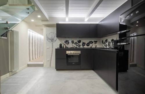 Oltrarno Apartment | Experience Timeless Elegance at Florence Duplex Deluxe, up to 10!