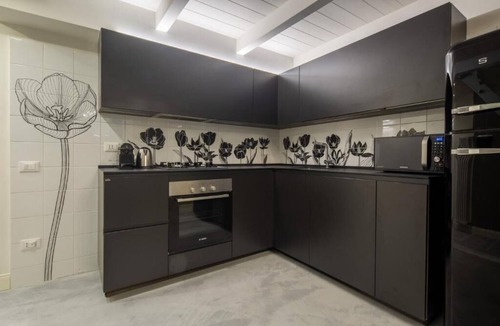 Oltrarno Apartment | Experience Timeless Elegance at Florence Duplex Deluxe, up to 10!