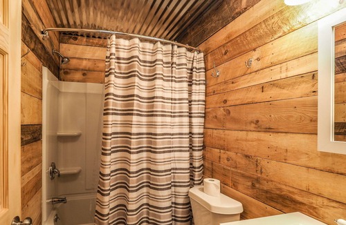 Alden House | Experience Torch Lake