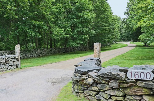 Saunderstown House | Experience Unforgettable Rhode Island Adventure-On Us. See our offers below.