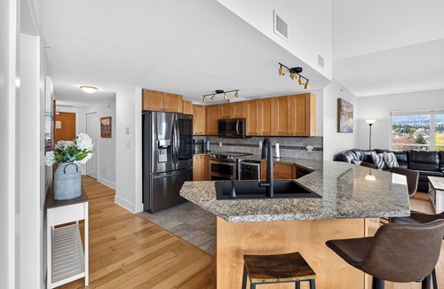 Westbank Condo | Experience West Kelowna’s heart! Minutes from Mission Hill & the Wine Trail. Whether you’re here for boating, golf, or a spa retreat, "Serenity Shore" is your perfect lakeside home base for exploring the best of the Okanagan.