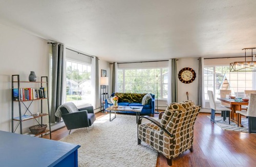 University Area Apartment | Explore Chugach & Beaches! Anchorage Adventure Pad