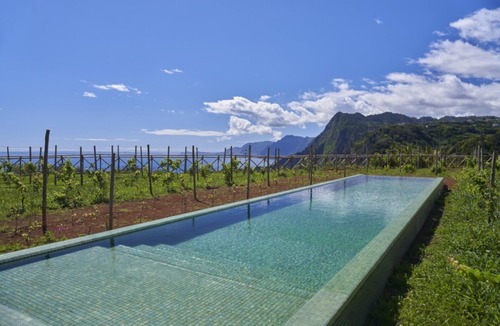 Santana Hotel | Explore Coastal Madeira | Scenic Retreat Ideal for Adventurers | Free Breakfast