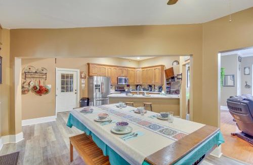 Long Beach House | Explore Gulf Coast & Beyond! Home w/Yard & Games