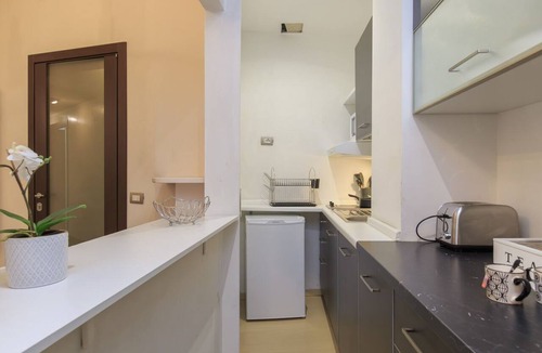 Guastalla Apartment | Explore Milan with your family from this spacious and cozy apartment, located just a 15-minute walk from the Duomo! Ideal for families of up to 5 people (plus a crib available upon request), the apartment is equipped with all the comforts you need for a