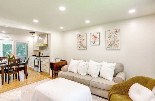 Oberlin House | Explore Oberlin! Home 1 Mi to Main Street & Campus
