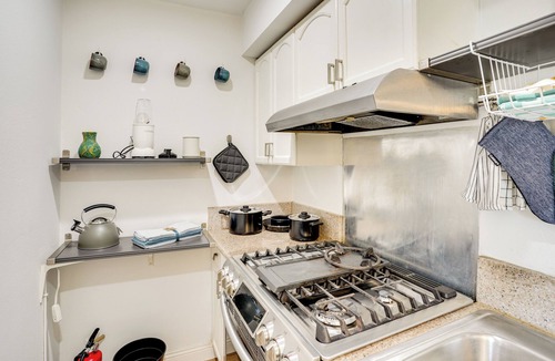 Westminster Apartment | Explore SoCal! Cozy Retreat Near Disney & Beaches