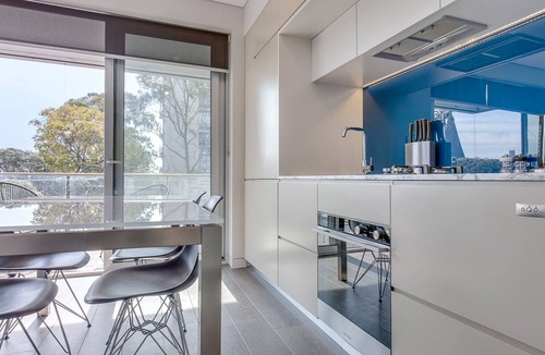 Cremorne Apartment | Explore Sydney from Stylish North Shore Apartment
