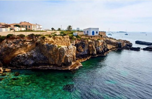 Chiva House | Explore Tabarca's Historic Sites! Cabin w/ Patio & Garden! 3 Pools, Pest Allowed
