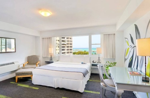 Miramar Hotel | Explore the Best of San Juan from a Comfortable Space Near Lagoon