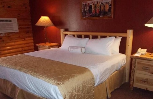 Kohls Ranch Resort | Explore the Desert Landscape! 2 Amazing Studios, Trails, Horseback Riding