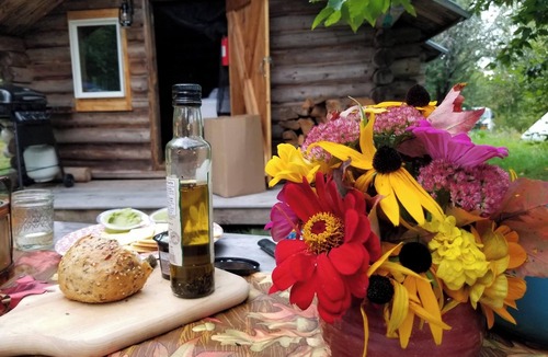 Carthage Cabin | Explore the mountains of western Maine from Colby's Cabin