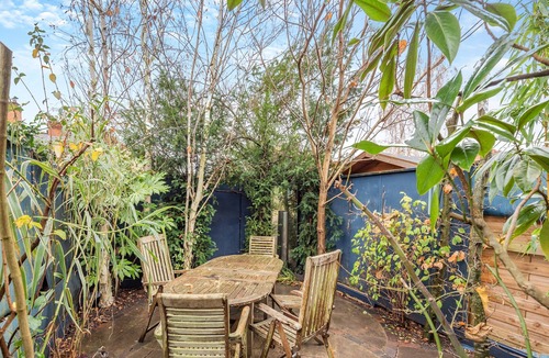 Spetchley Cottage | Explore this charming home away from home in a prime location, perfect for families and friends.