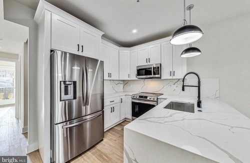 Northeast Condo | Explore Washington DC with a brand 3BR new cozy condominium in Ivy City!