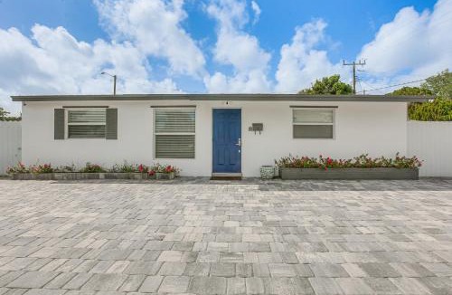 Hunt Club House | Explore West Palm Beach! Retreat w/Yard + Patio