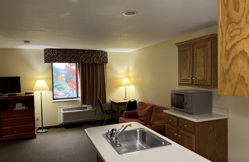 Decatur Hotel | Express Inn & Suites