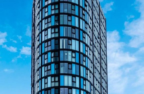 Sheffield City Centre Apartment | Exquisite 2-bedroom Apartment - City Centre