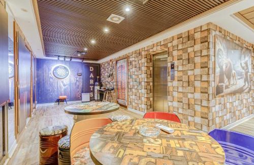 Al Kubus Apartment | Exquisite 2BR Seafront Haven with Resort Lifestyle and Panoramic Sea Views, Near Faqiat Beach and Campsite, Mina Al Fajer D, Fujairah by Deluxe Holiday Homes