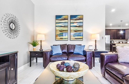 Sunridge Woods House | Exquisite 6 Bed Pool Game Spa Pool Home in Solterra Resort