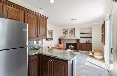 Lantern District House | Exquisite beach home where Ocean and Harbor activities abound!