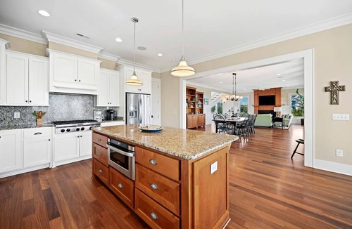 Debordieu Colony House | Exquisite Beach House for Family Getaway in Gated Community near Pawleys Island, South Carolina
