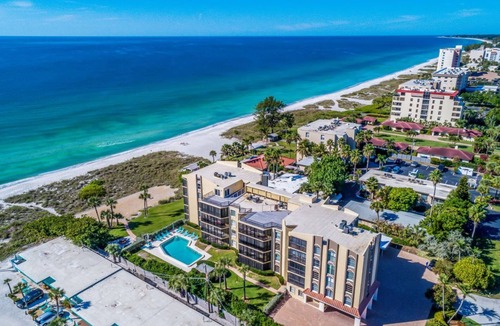 Longboat Key Condo | Exquisite Beachfront Condo with both Sunrise & Sunset Views