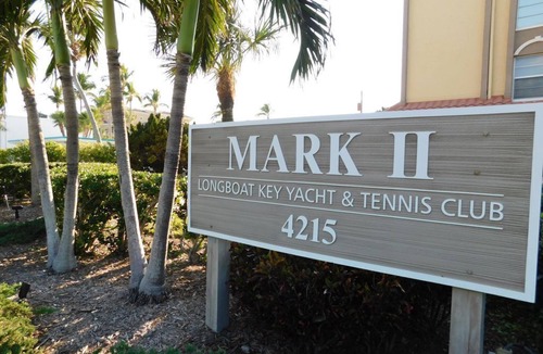 Longboat Key Condo | Exquisite Beachfront Condo with both Sunrise & Sunset Views