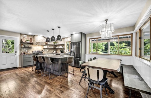 Ava Cabin | Exquisite Cabin with Amazing Interior and Exterior in Sarahsville, Ohio