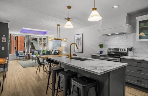 Canmore Apartment | Exquisite condo, Mountain Views