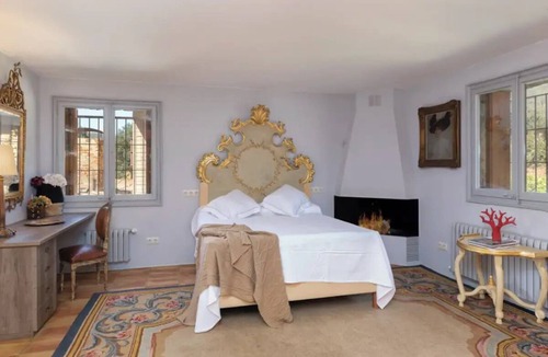 Vall-Llobrega House | EXQUISITE COUNTRY HOUSE ON THE COSTA BRAVA WITH SWIMMING POOL, TENNIS, GYMNASIUM AND EXTENSIVE GROUNDS