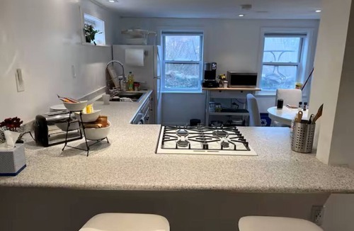 Robesonia Apartment | Exquisite fresh country space in walk out basement