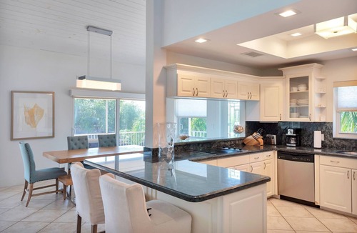 Key Colony Beach House | Exquisite Key Colony Beach Retreat- 420/430 11th Street KCB