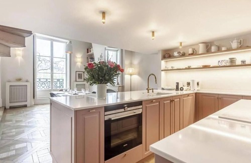 Notre Dame Apartment | Exquisite Marais Abode with Stunning River Viewsn