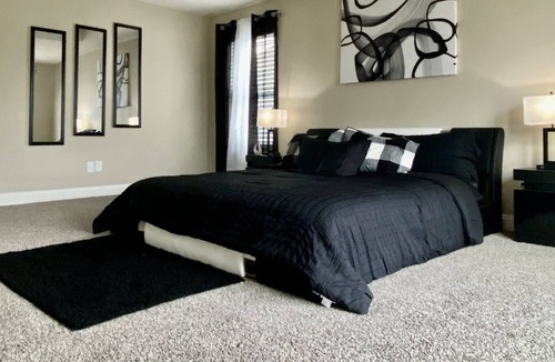 Hampton House | Exquisite New 4BR Home 29 min from Airport